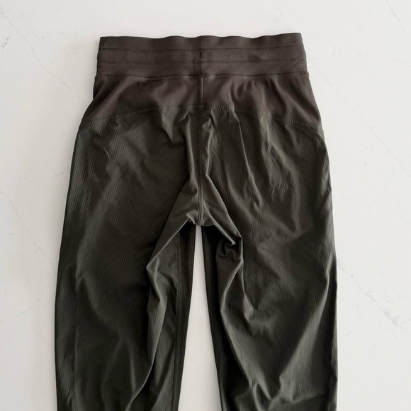 lululemon dance studio jogger 29” olive - Picture 4 of 16